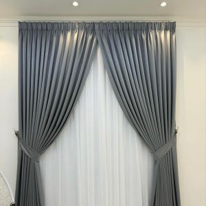 Curtain